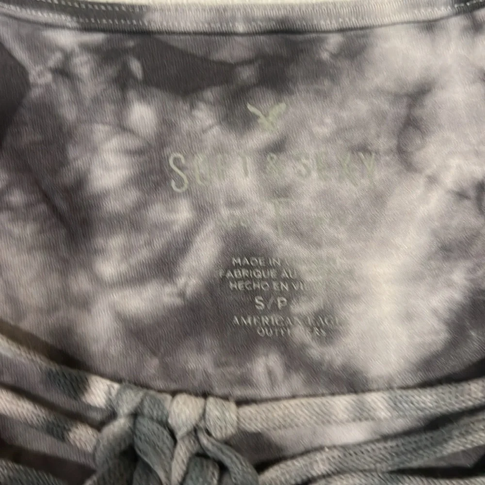 American Eagle, soft and sexy tee - Picture 4 of 4